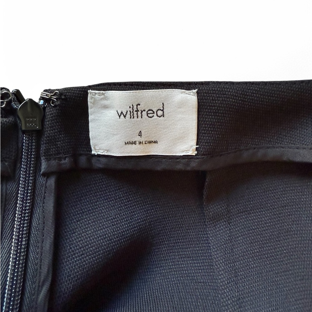 SOLD - Aritzia Wilfred | Ecoutement Jumpsuit | Navy | Size 4 - Picture 10 of 12